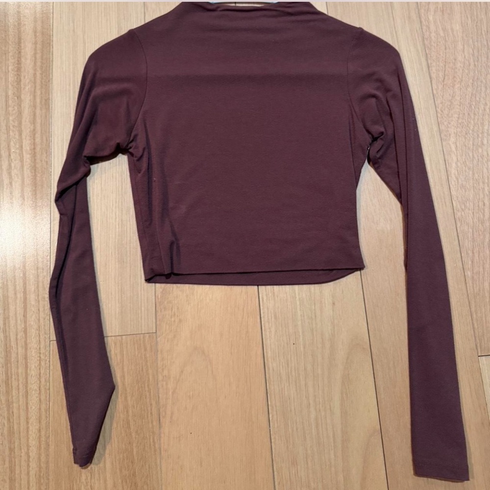naked wardrobe Long Sleeve Crop Top